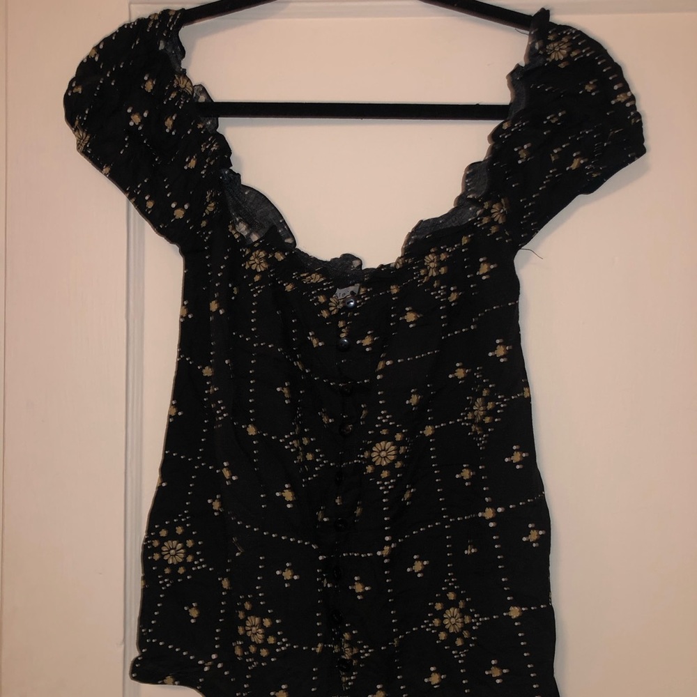 Flowy cute short sleeve top